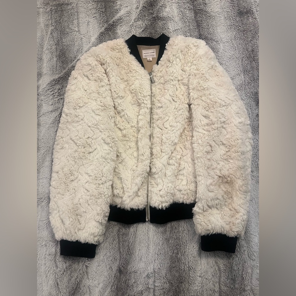 Extremely Soft Melrose and Market Faux Fur Bomber Jacket